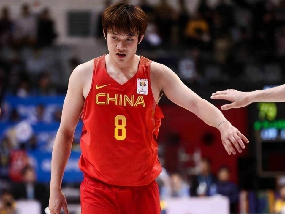 如何通过心理辅导提升篮球主力的比赛状态_0